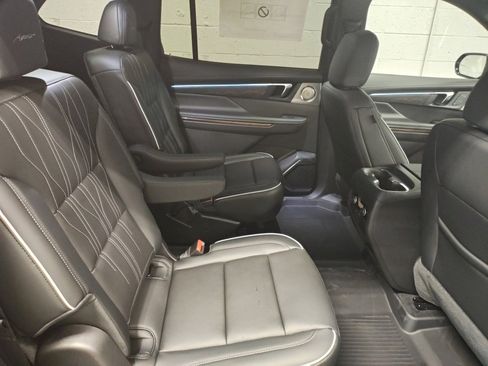 New 2026 Buick Enclave Avenir w/ Super Cruise Package image 12