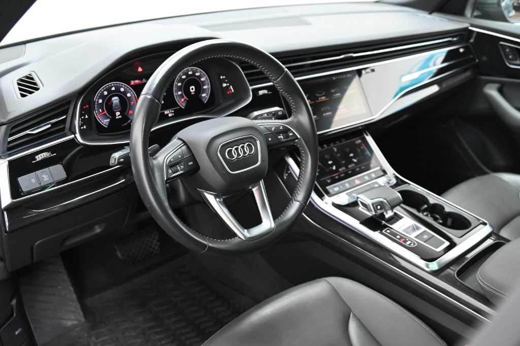 Used 2020 Audi Q8 Premium w/ Cold Weather Package AWD/4WD image 24