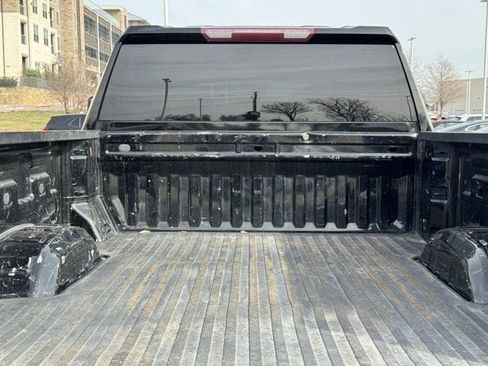 Used 2020 Chevrolet Silverado 2500 LT w/ Convenience Package image 32