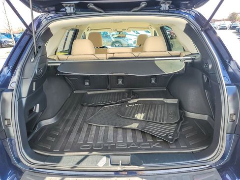 Used 2018 Subaru Outback 2.5i Premium image 18