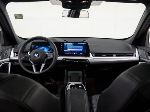 New 2026 BMW X1 xDrive28i w/ Convenience Package AWD/4WD image 10