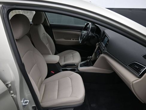 Used 2017 Hyundai Elantra Value Edition w/ Cargo Package FWD image 24