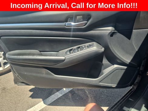 Used 2022 Nissan Altima 2.5 SV FWD image 10