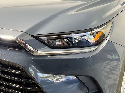 New 2026 Toyota Grand Highlander XLE image 9