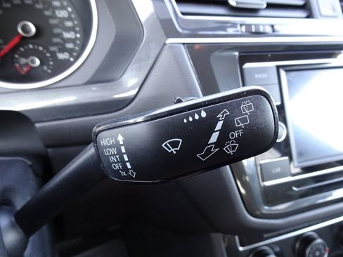Used 2018 Volkswagen Tiguan S FWD image 25