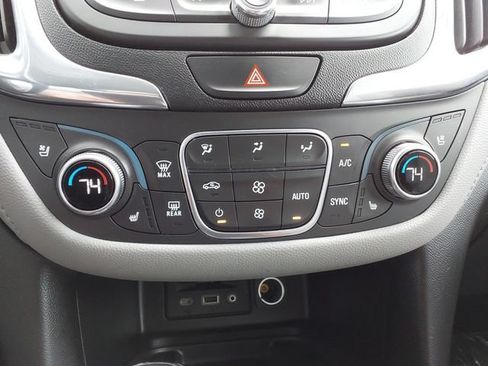 Used 2019 Chevrolet Equinox Premier AWD/4WD image 17