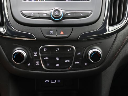 Used 2024 Chevrolet Equinox RS w/ LPO, Floor Liner Package AWD/4WD image 54