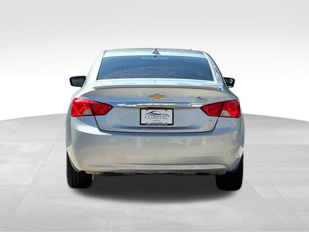 Used 2015 Chevrolet Impala LT w/ Convenience Package FWD image 11
