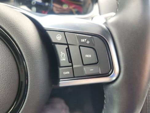 Used 2021 Jaguar F-TYPE Convertible image 29