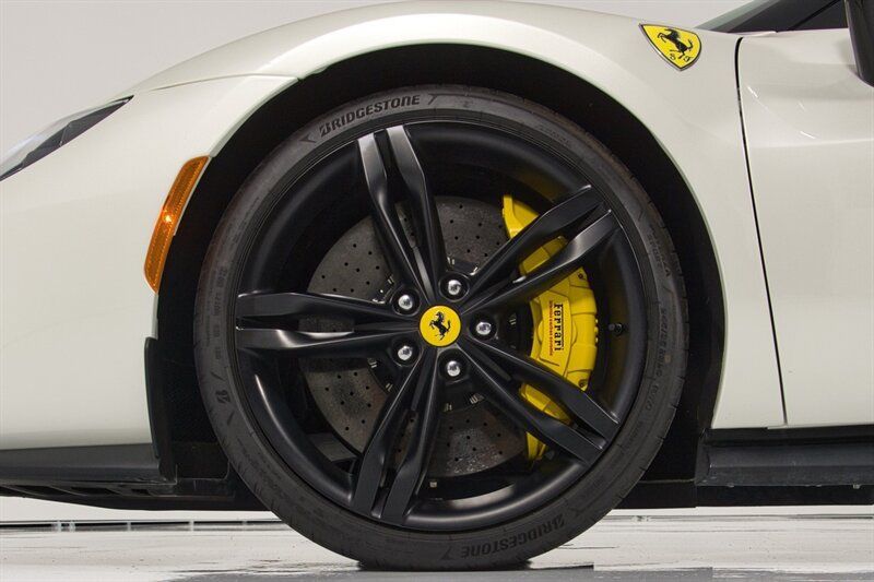 Used 2023 Ferrari 296 GTB RWD image 8