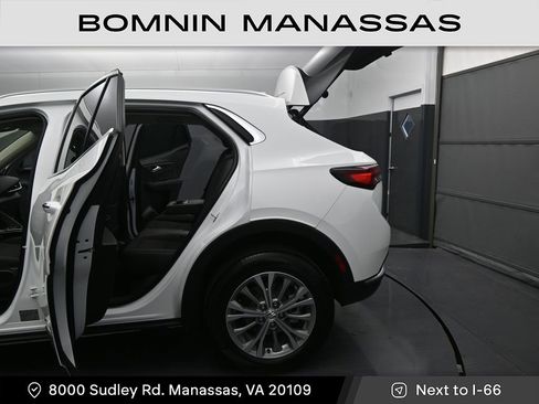 Used 2022 Buick Envision Preferred FWD image 12