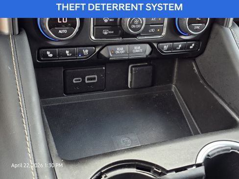 Used 2023 Chevrolet Suburban Premier RWD image 29