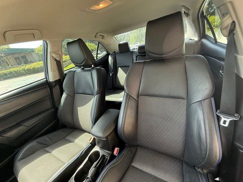 Used 2019 Toyota Corolla SE FWD image 17