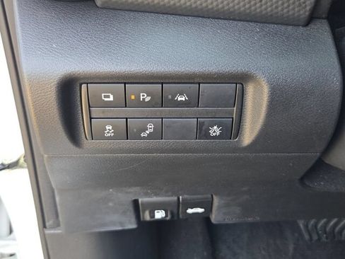 Used 2023 Nissan Kicks S FWD image 27