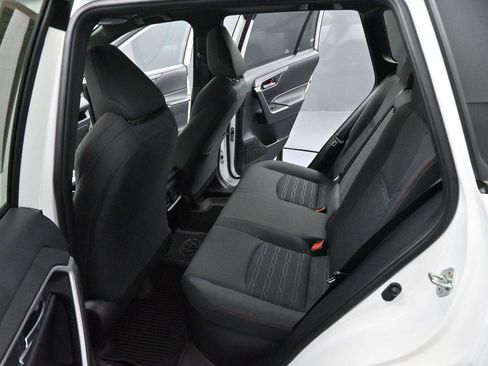 Used 2024 Toyota RAV4 SE w/ Weather & Moonroof Package AWD/4WD image 31