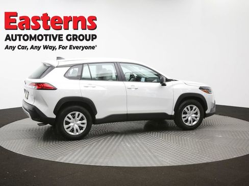 Used 2024 Toyota Corolla Cross L AWD/4WD image 42