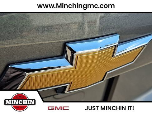 Used 2023 Chevrolet Equinox Premier AWD/4WD image 31