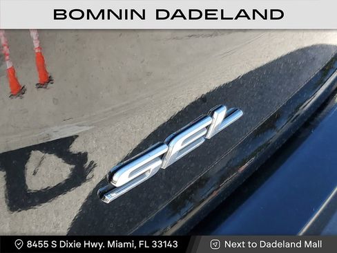 Used 2021 Ford Edge SEL w/ Convenience Package image 7