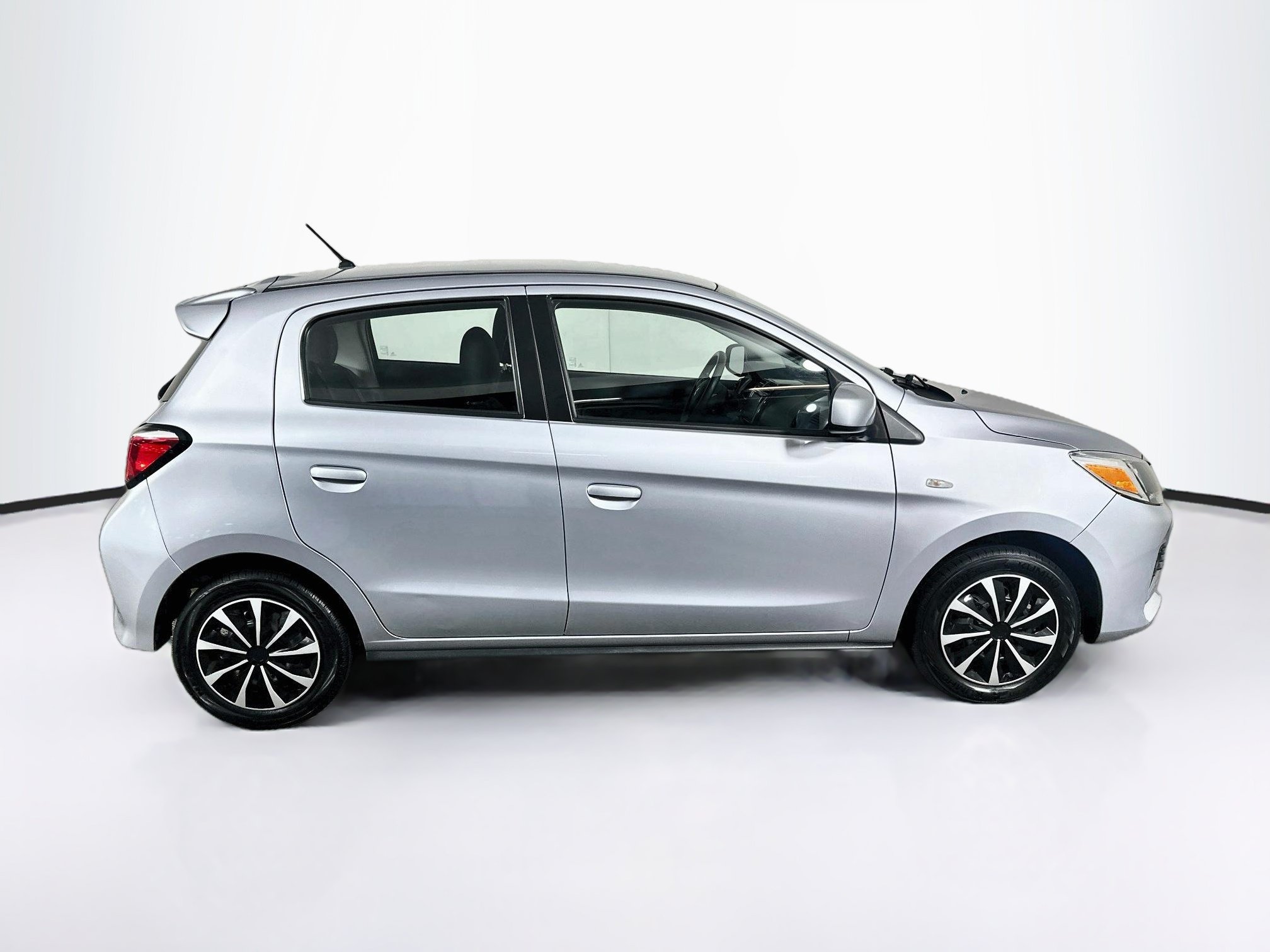 Used 2024 Mitsubishi Mirage ES FWD image 10