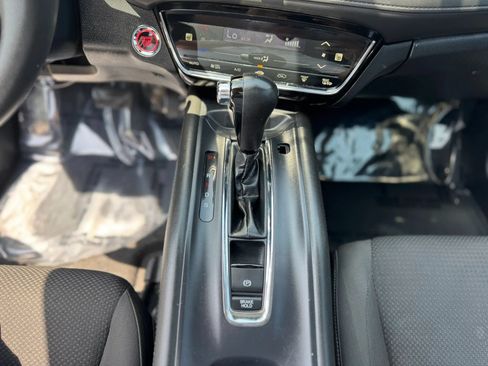 Used 2021 Honda HR-V EX image 21
