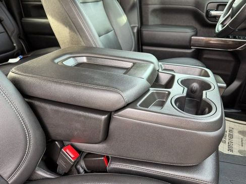 Used 2021 Chevrolet Silverado 2500 LTZ w/ Z71 Off-Road Package image 16