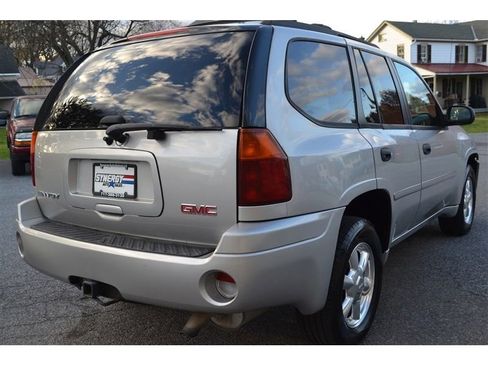Used 2007 GMC Envoy SLE image 5