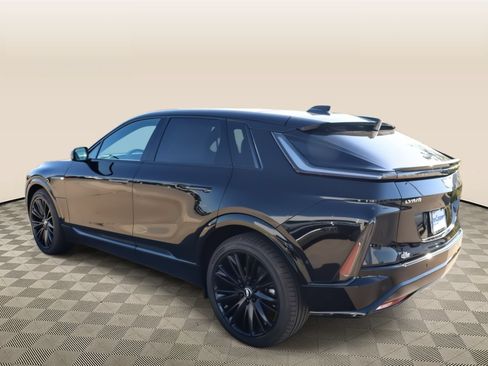 New 2027 Cadillac Lyriq Sport w/ LPO, ONYX Package AWD/4WD image 23