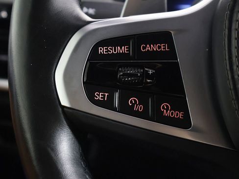 Used 2024 BMW X7 xDrive40i w/ M Sport Package AWD/4WD image 49