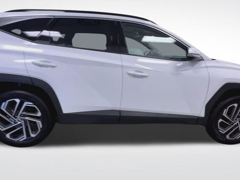 Used 2025 Hyundai Tucson Limited image 9