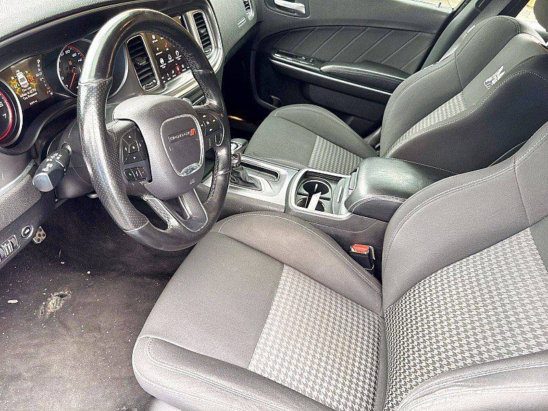 Used 2019 Dodge Charger Scat Pack RWD image 5