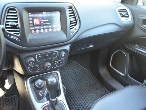 Used 2020 Jeep Compass Latitude w/ Cold Weather Group image 24