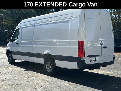 Used 2025 Mercedes-Benz Sprinter 3500 image 5