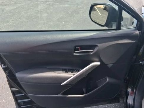 Used 2023 Toyota Corolla Cross LE FWD image 13