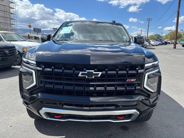 Used 2025 Chevrolet Suburban Z71 AWD/4WD image 10