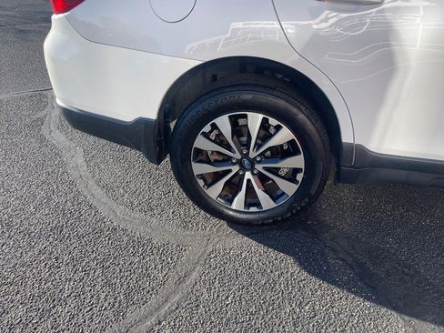 Used 2016 Subaru Outback 2.5i Limited image 8