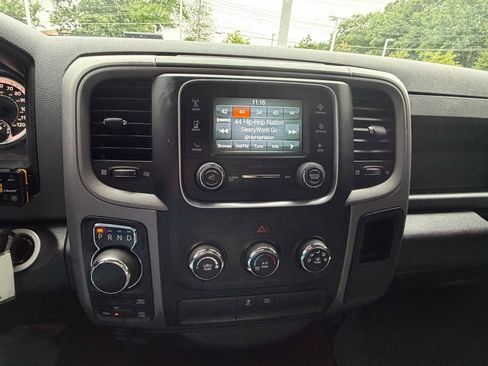 Used 2017 RAM 1500 Express AWD/4WD image 24