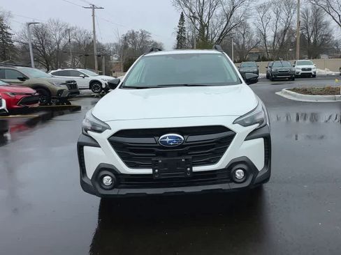 Certified 2025 Subaru Outback Onyx Edition image 3