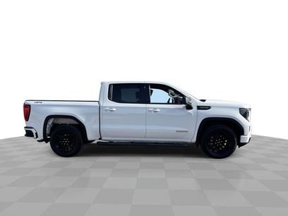 Used 2025 GMC Sierra 1500 Elevation