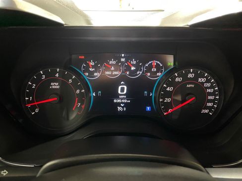 Used 2016 Chevrolet Camaro SS RWD image 16