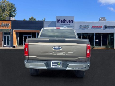 Used 2023 Ford F150 XLT AWD/4WD image 4