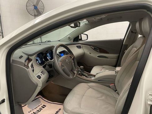 Used 2012 Buick LaCrosse Premium image 2