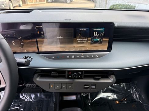 New 2026 Nissan Leaf Platinum+ w/ Cargo Package (Platinum+) image 25