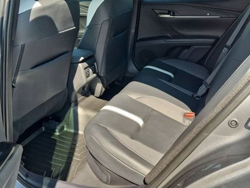 Used 2025 Toyota Camry SE w/ Convenience Package FWD image 17