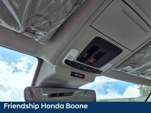 Used 2025 Honda Accord EX-L image 25