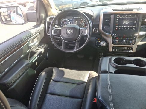 Used 2021 RAM 1500 Laramie image 12