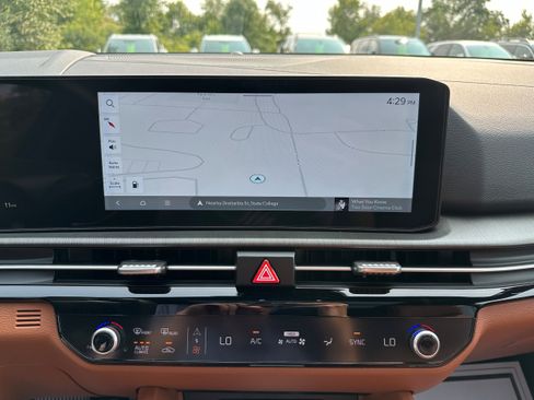 New 2026 Kia Sportage X-Line w/ X-Line Technology Package AWD/4WD image 31