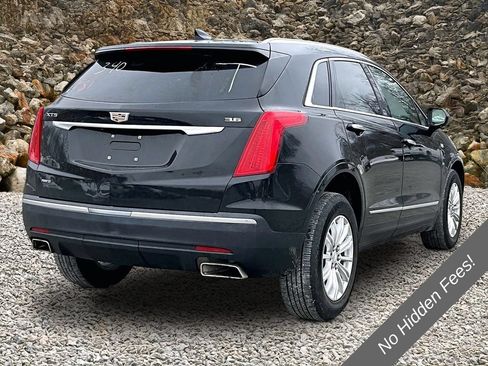 Used 2019 Cadillac XT5 AWD image 2