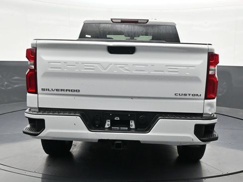 Used 2021 Chevrolet Silverado 1500 Custom RWD image 4