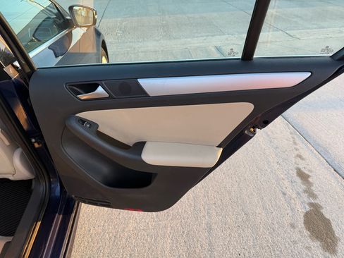 Used 2014 Volkswagen Jetta SE image 20