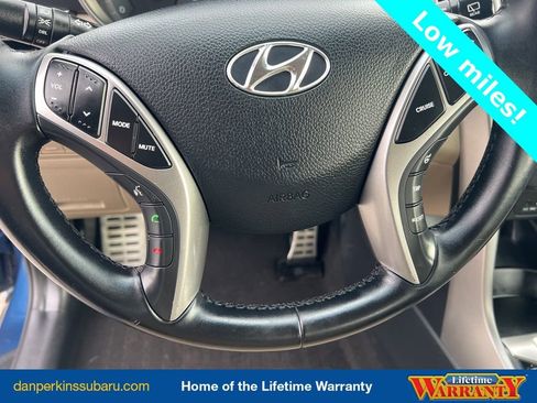 Used 2015 Hyundai Elantra GT w/ Option Group 02 image 16